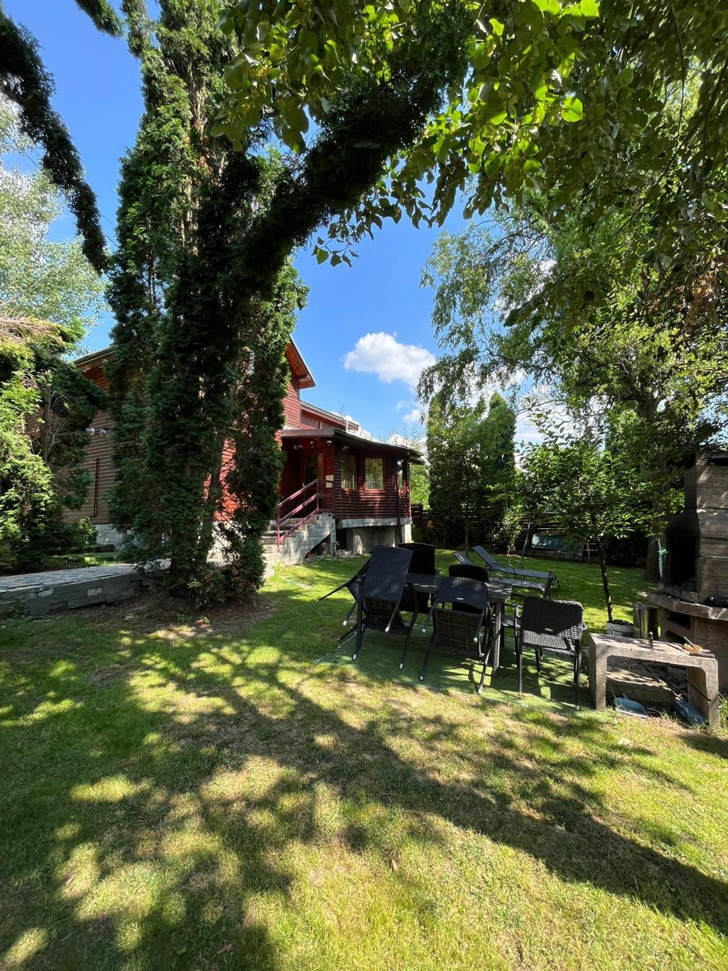Maxx Lodge Bacău Exterior foto